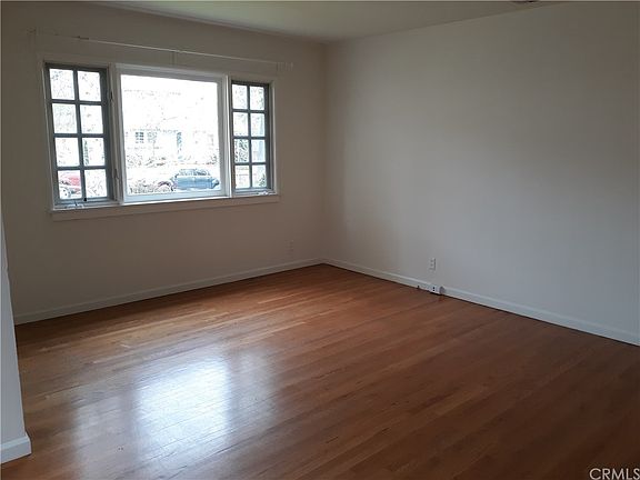 3rd image of 2911 N Brighton St