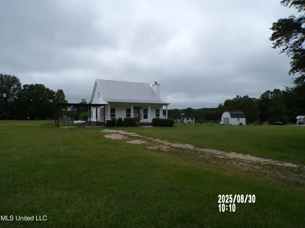 269 Lumpkin Rd, Carriere, MS 39426