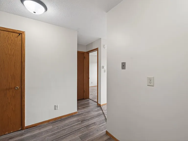 Imperial Heights Apartments — Photo 41