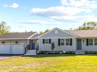 84 Mowry St, Mendon, MA 01756