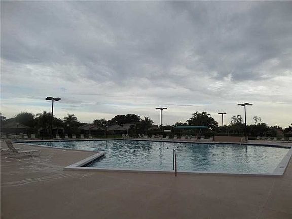 3rd image of 3555 NW 21st Ct #6C