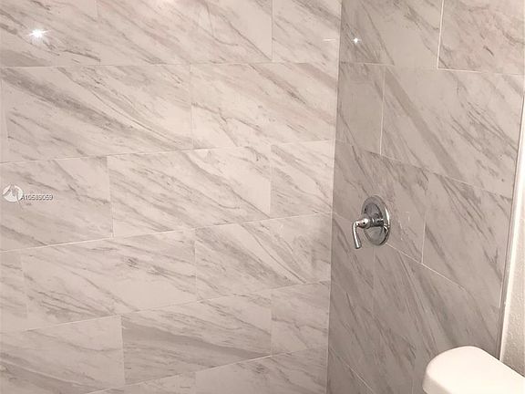 5th image of 10241 NW 35th St #3