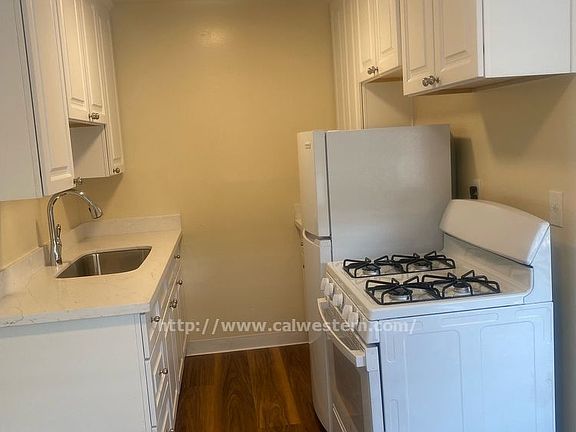 3rd image of 385 S 4th St #9