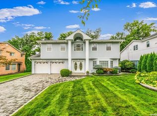 56 Knolls Dr N, New Hyde Park, NY 11040