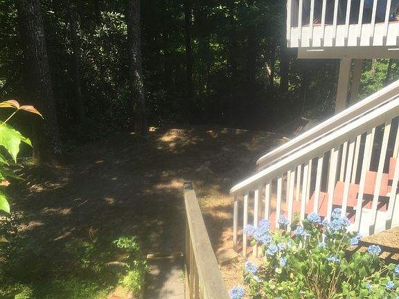 4th image of 99 Pheasant Ridge Rd