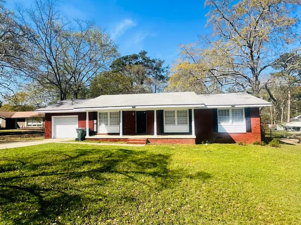 410 Gwaltney Dr, Dothan, AL 36303
