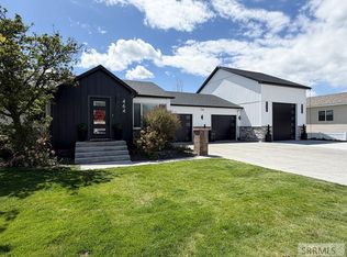 464 E 19th St, Idaho Falls, ID 83404