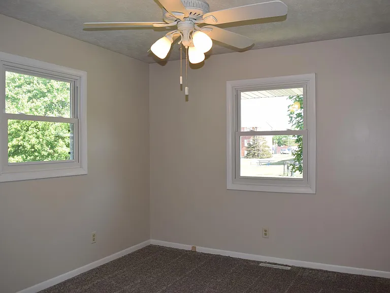 2609 Hall Ct — Photo 26