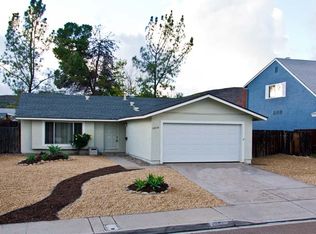 10034 Ashdale Ln, Santee, CA 92071
