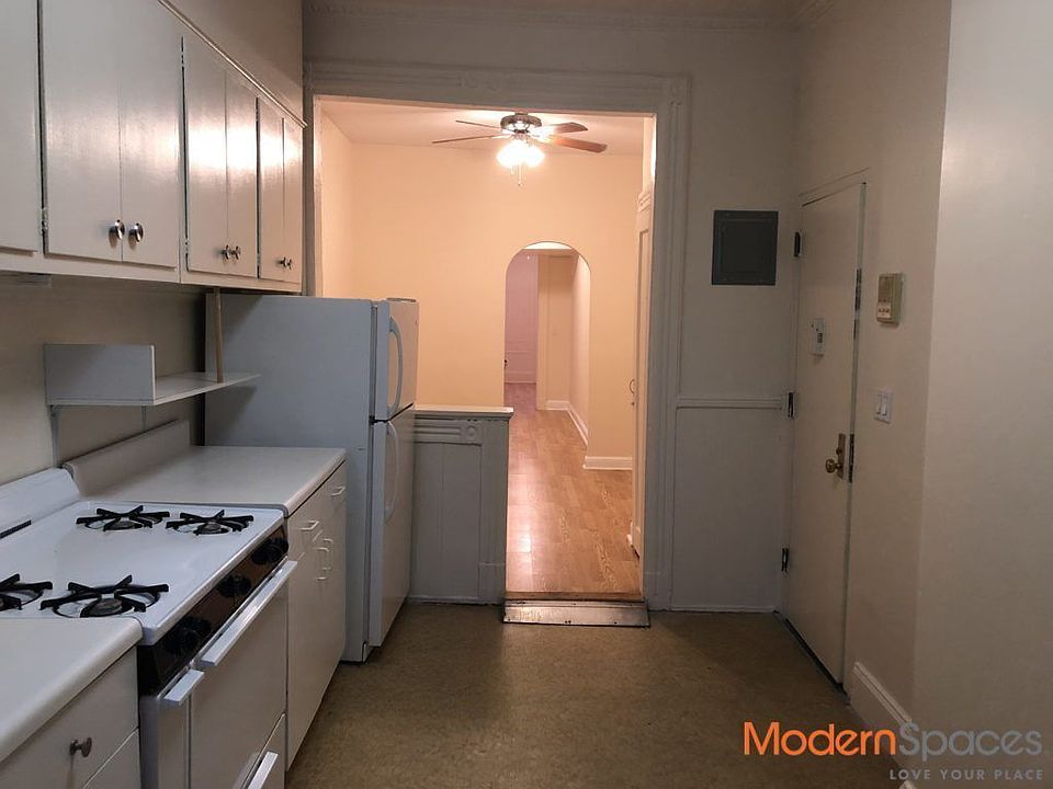 1st image of 4742 Vernon Blvd APT 3R