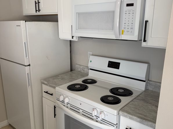 185 Santa Clara Dr APT 2