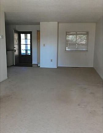 3rd image of 3200 Lynnhaven Dr APT 108