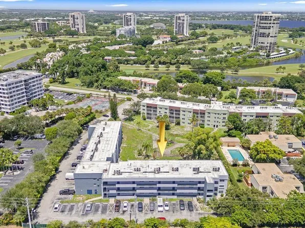 1630 Embassy Dr APT 105, West Palm Beach, FL 33401