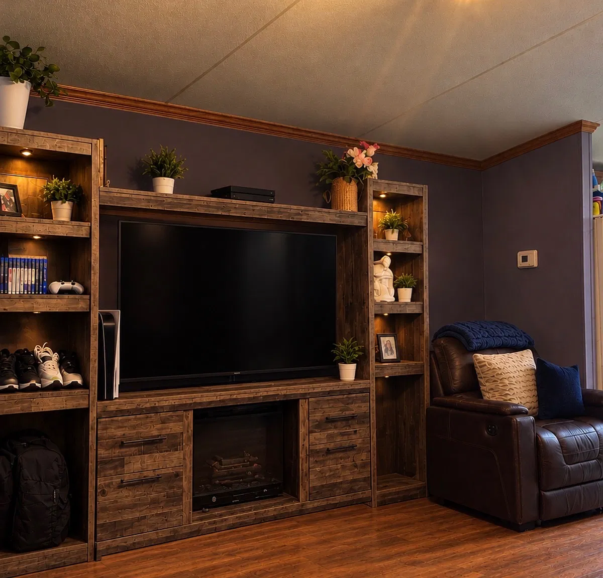 3 bed, $950 — Photo 2