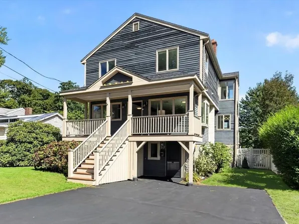 13 Daley Rd, Hingham, MA 02043