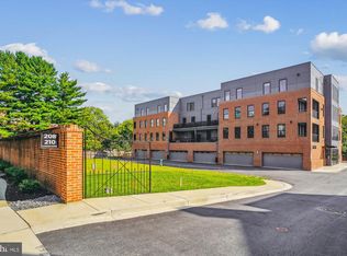 210 E 2nd St #301, Frederick, MD 21701