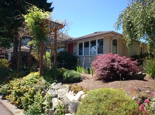 7217 28th Ave NW, Seattle, WA 98117