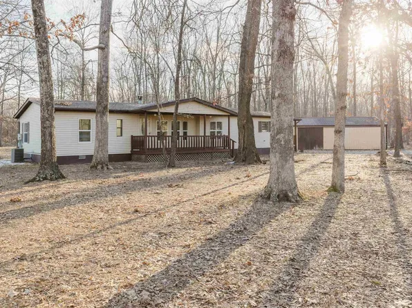 17626 Harris School Rd, Johnston City, IL 62951