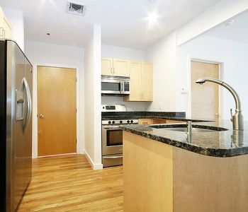 164 Norman Ave APT 1B, Brooklyn, NY, 11222
