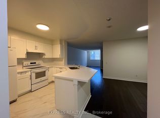 152 Saint Patrick St #609, Toronto, ON M5T 3J9