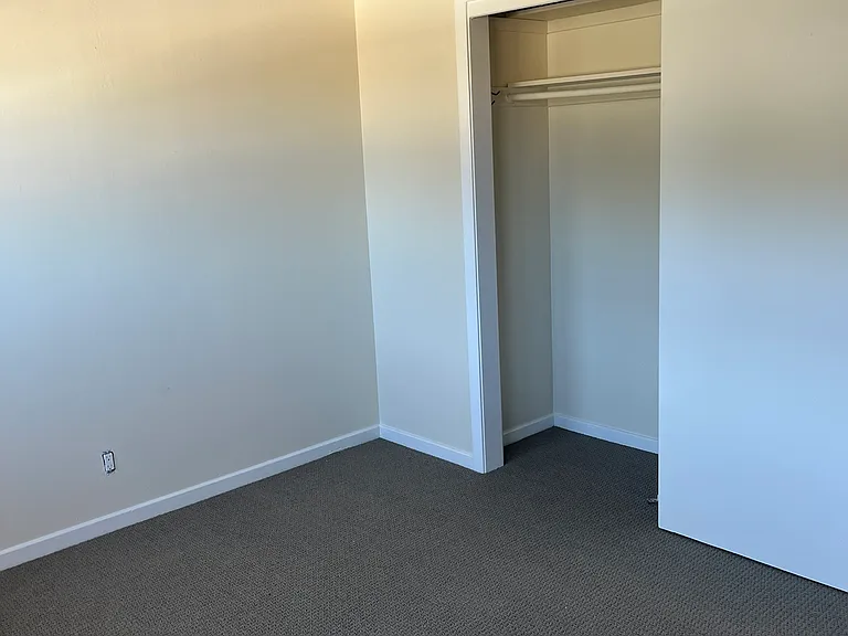 401 Pine St #403A — Photo 8