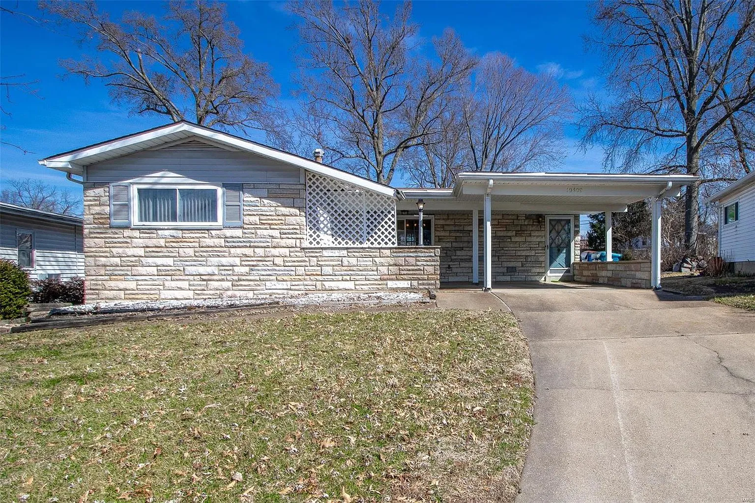 10409 Fourwinds Ct photo 1