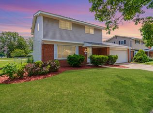 36311 Grandon St, Livonia, MI 48150