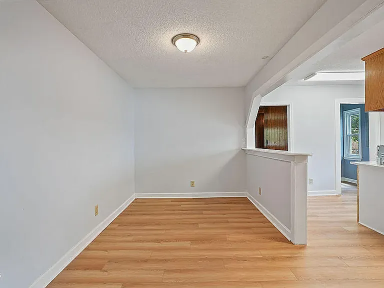 163 W Lillington St — Photo 5