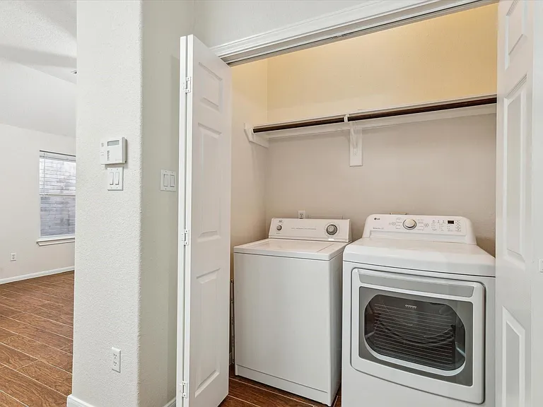 2806 Crescent Star Rd — Photo 12