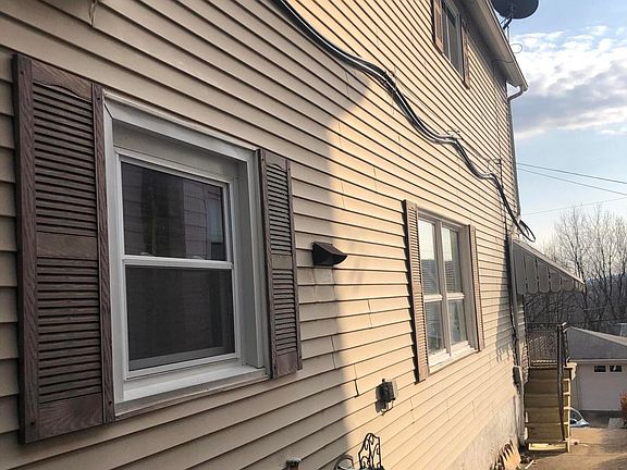 3rd image of 22 Owego St