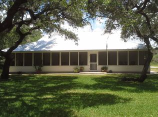 14 Bee Tree Cir, Rockport, TX 78382