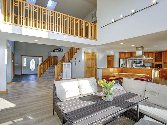 2nd image of 18870 Big Lake Ridge Pl