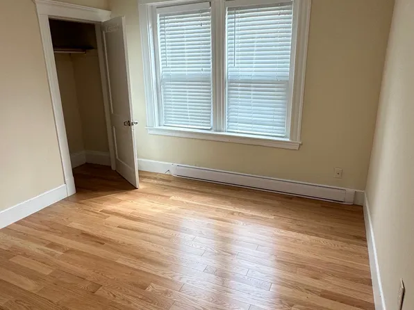 6 Littles Ln APT 31, Peabody, MA 01960