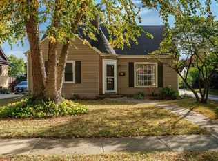 3205 Minnesota Dr, Rockford, IL 61108