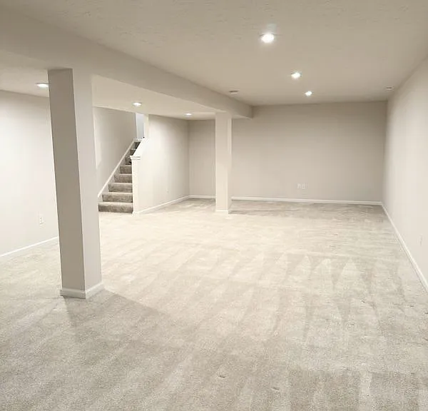 6017 Outlook Ct — Photo 16