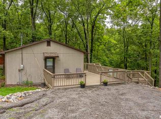 590 Marina Cir, Creal Springs, IL 62922