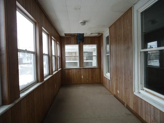 2nd image of 570 Howland Ave