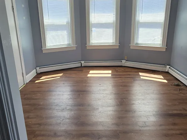 106 Vandewater St Floor 3, Providence, RI 02908