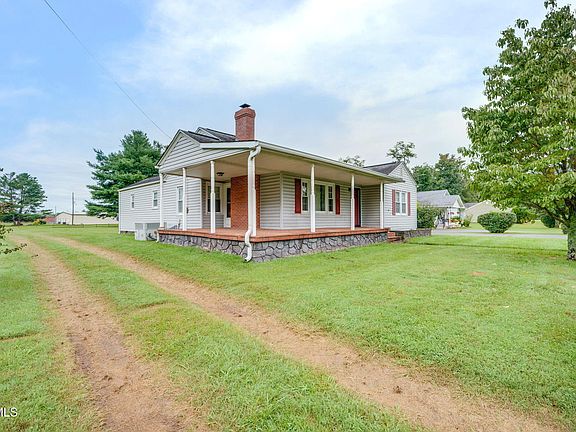 3rd image of 103 Baird Ln