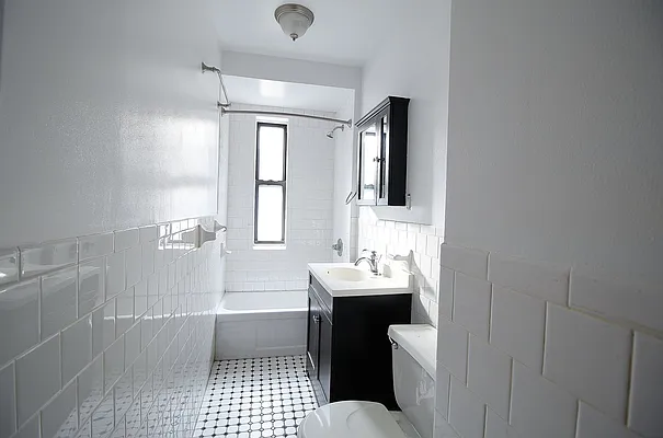 Rented by Julianna Realty Corp | media 19