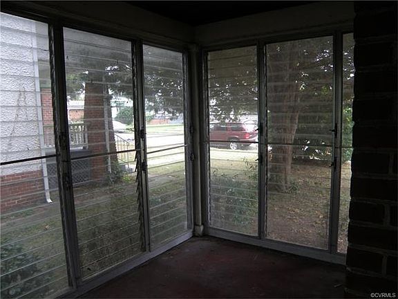 5th image of 3106 Woodrow Ave