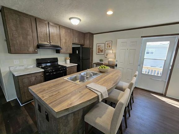 2nd image of 15 114th Ln NE #519