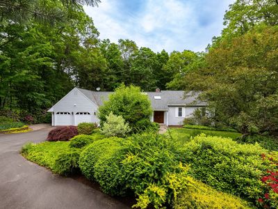 39 Chestnut Hill Road, West Simsbury, CT, 06092