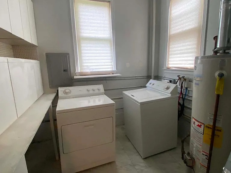1800 Browning St — Photo 18