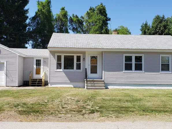 10 Midway Park, Somersworth, NH 03878