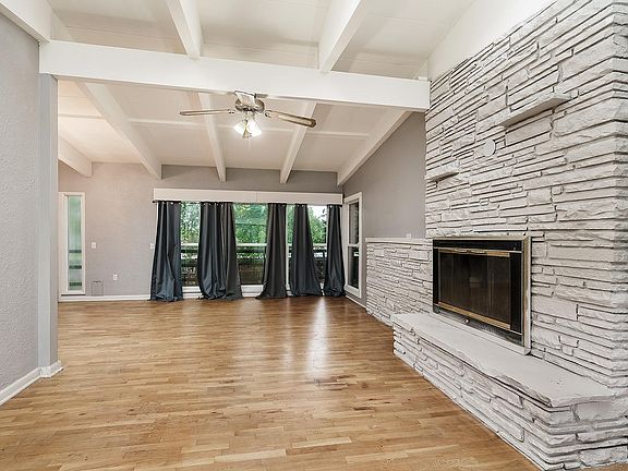 3rd image of 1250 Omalley Dr #1