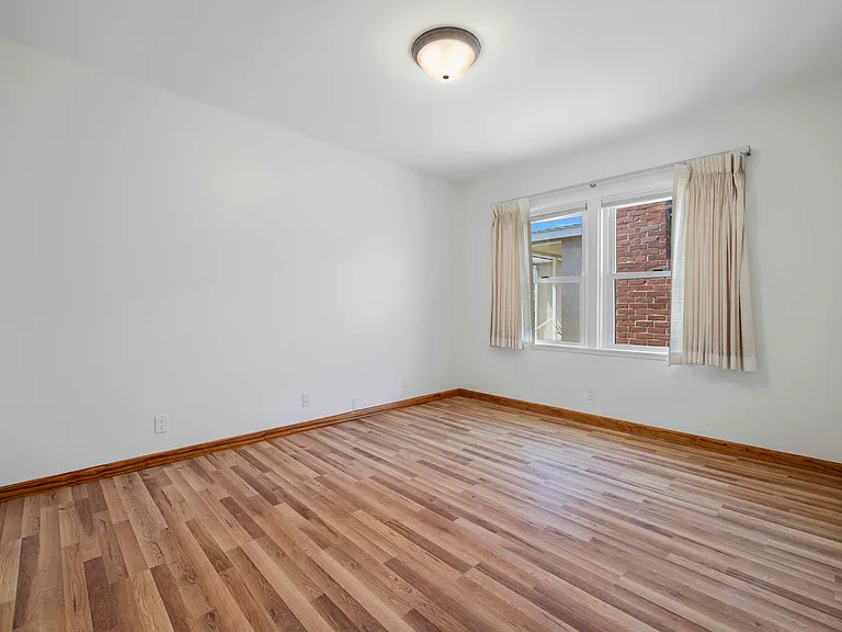 22826 Marjorie Ave — Photo 20