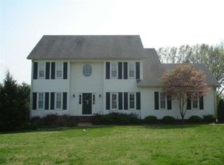 235 Deer Meadow Ave, Bowling Green, KY 42103