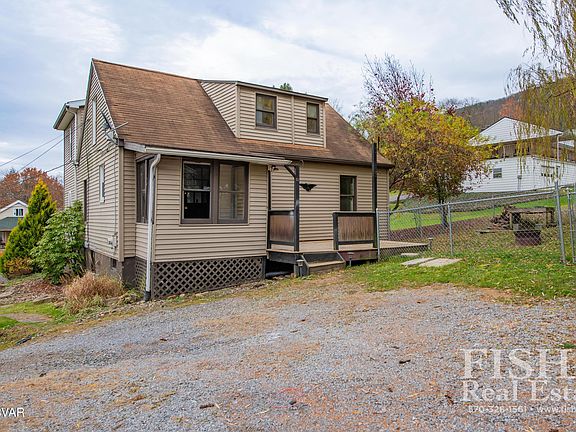 4th image of 504 Reynolds St S