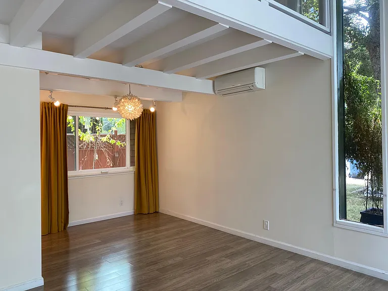 1743 Alma St — Photo 6